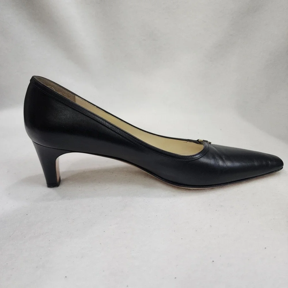 Salvatore Ferragamo Womens 8 4A Pump Black Leather Gancini Slip On Kitten Heel